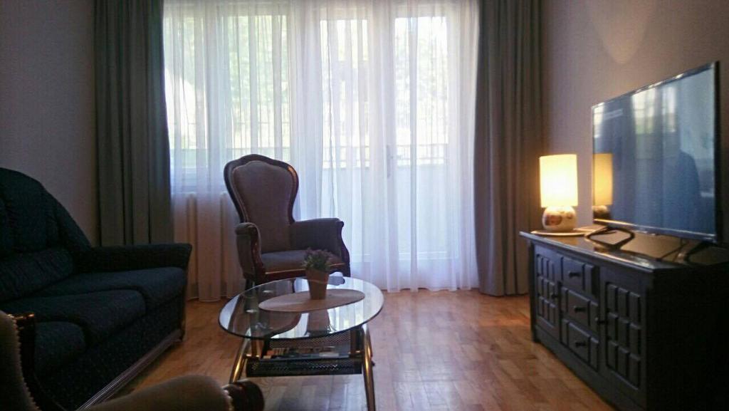 Apartment Zindan Belgrado Buitenkant foto